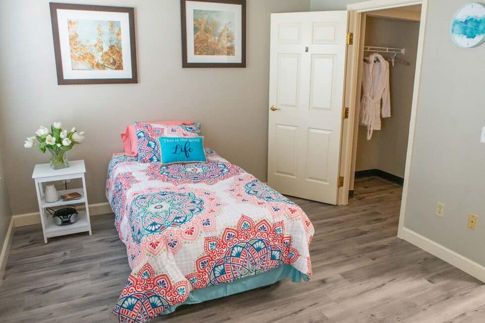 Senior Independent Living in Las Vegas, Nevada Avamere at Cheyenne